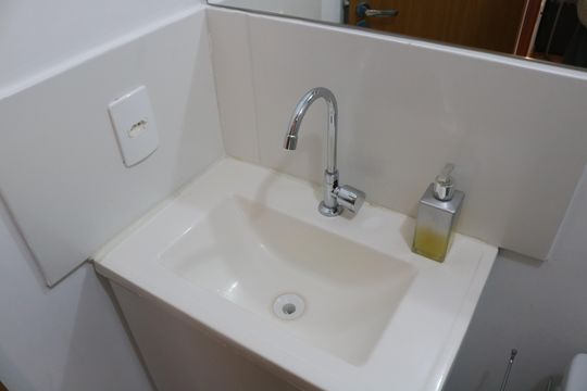 Banheiro de apartamento à venda com 2 quartos, 38m² em Lapa, São Paulo