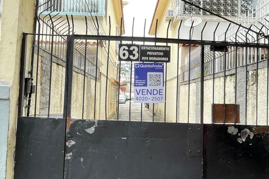 Plaquinha de casa à venda com 3 quartos, 120m² em Andaraí, Rio de Janeiro