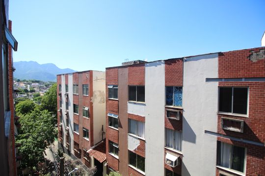 Vista de apartamento à venda com 2 quartos, 52m² em Taquara, Rio de Janeiro