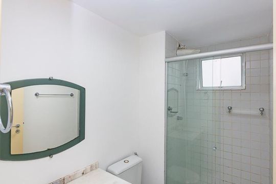Banheiro Social de apartamento à venda com 3 quartos, 90m² em Ipê, Nova Lima
