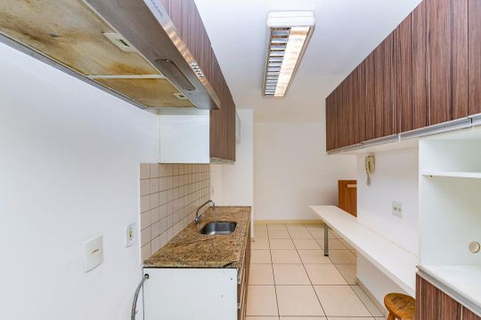 Cozinha de apartamento à venda com 3 quartos, 90m² em Ipê, Nova Lima