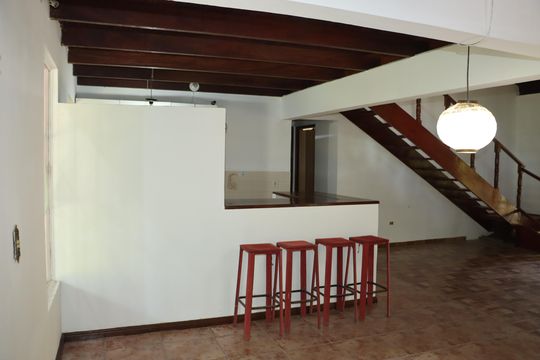 Casa para alugar com 2 quartos, 150m² em Caputera, Cotia
