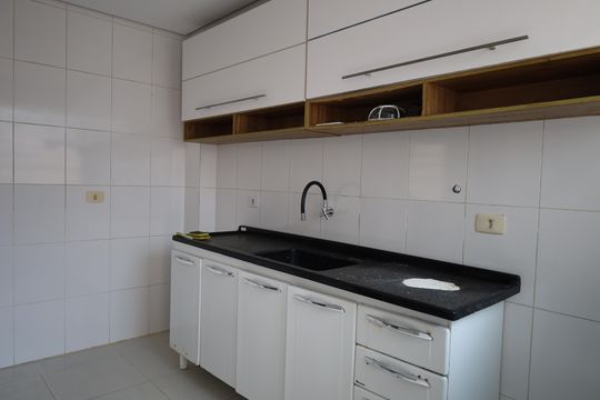 Casa para alugar com 4 quartos, 190m² em Interlagos, São Paulo