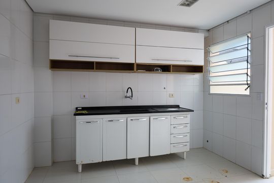 Casa para alugar com 4 quartos, 190m² em Interlagos, São Paulo