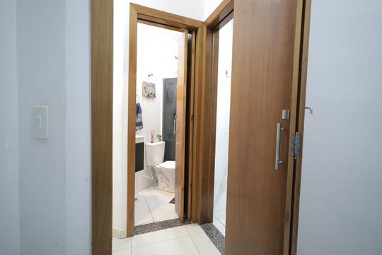 Corredor de apartamento à venda com 2 quartos, 42m² em Vila Alpina, Santo André