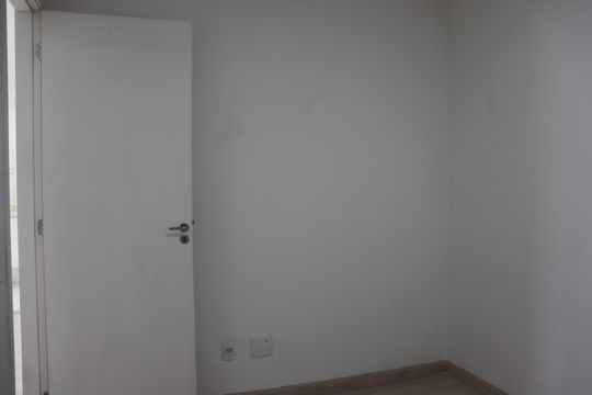 Quarto 2 de apartamento à venda com 2 quartos, 45m² em Jardim Ibitirama, São Paulo