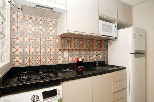 Cozinha de apartamento para alugar com 1 quarto, 30m² em Higienópolis, Porto Alegre