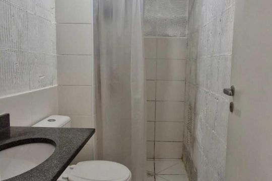 Banheiro de apartamento para alugar com 1 quarto, 41m² em Água Branca, São Paulo