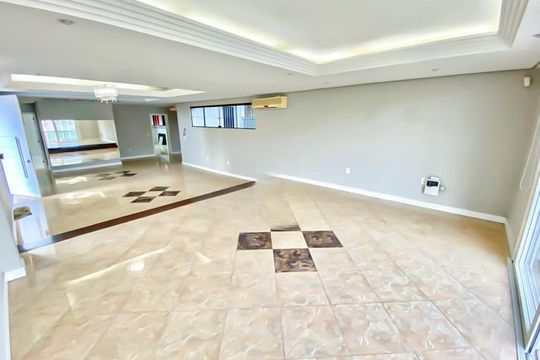 Sala de casa para alugar com 4 quartos, 597m² em Espírito Santo, Porto Alegre
