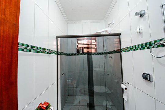 Casa à venda com 2 quartos, 99m² em Jardim Iva, São Paulo