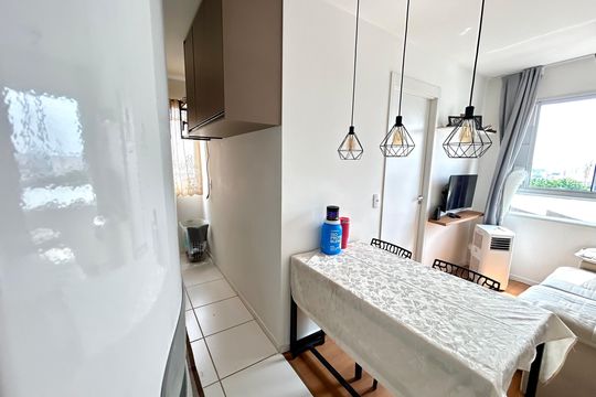 Cozinha de apartamento à venda com 2 quartos, 36m² em Vila das Bandeiras, Guarulhos