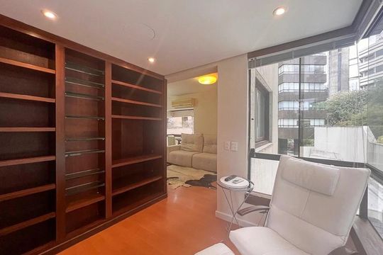 Varanda de apartamento para alugar com 2 quartos, 84m² em Bela Vista, Porto Alegre