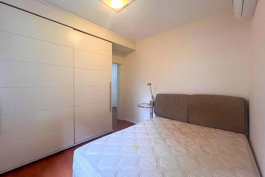 Quarto 1 de apartamento para alugar com 2 quartos, 84m² em Bela Vista, Porto Alegre