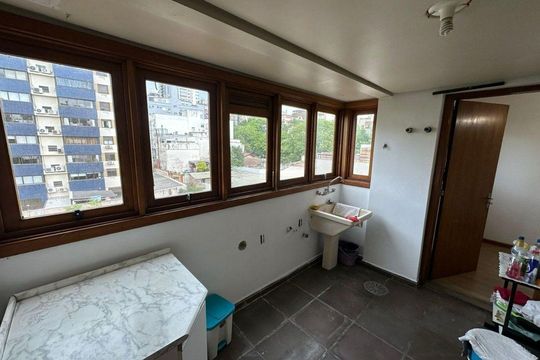 Área de Serviço de apartamento para alugar com 3 quartos, 134m² em Mont’Serrat, Porto Alegre