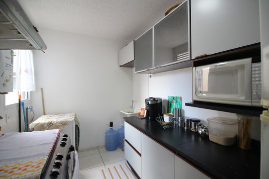 Cozinha de apartamento à venda com 2 quartos, 46m² em Taquara, Rio de Janeiro