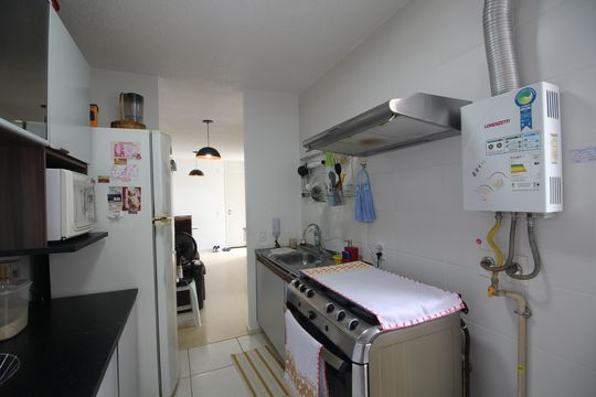 Cozinha de apartamento à venda com 2 quartos, 46m² em Taquara, Rio de Janeiro
