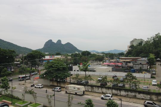 Sala - Varanda de apartamento à venda com 2 quartos, 43m² em Jacarepaguá, Rio de Janeiro
