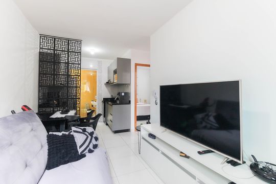Sala de apartamento para alugar com 2 quartos, 45m² em Parada Xv de Novembro, São Paulo