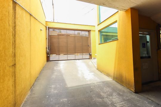 Estacionamento de apartamento para alugar com 2 quartos, 45m² em Parada Xv de Novembro, São Paulo