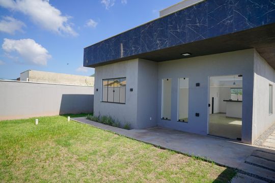 Área externa de casa para alugar com 2 quartos, 80m² em Itaipuaçu, Maricá
