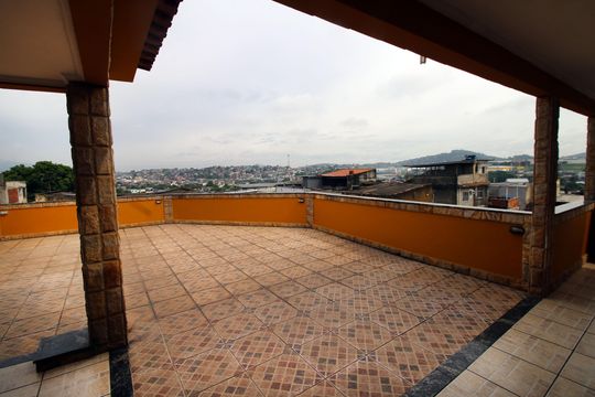 Terraço de casa para alugar com 2 quartos, 100m² em Pavuna, Rio de Janeiro