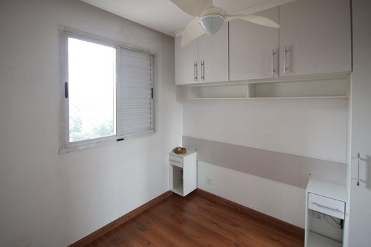Quarto 2 de apartamento para alugar com 2 quartos, 47m² em Vila Nova Mazzei, São Paulo