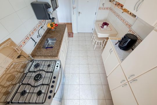 Cozinha de apartamento para alugar com 3 quartos, 132m² em Vila Monumento, São Paulo