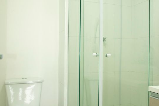 Banheiro de kitnet/studio para alugar com 1 quarto, 27m² em Mirandópolis, São Paulo