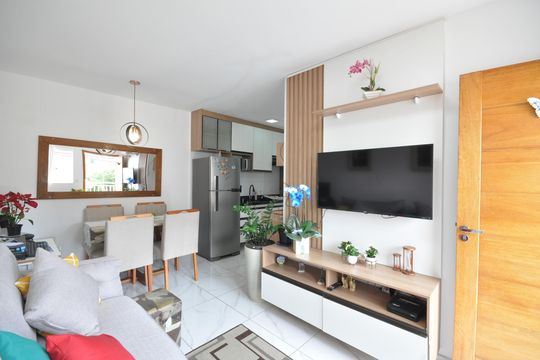 Apartamento à venda com 2 quartos, 49m² em Vila Nivi, São Paulo