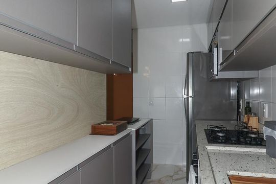 Cozinha de apartamento à venda com 2 quartos, 46m² em Santa Fe, Porto Alegre