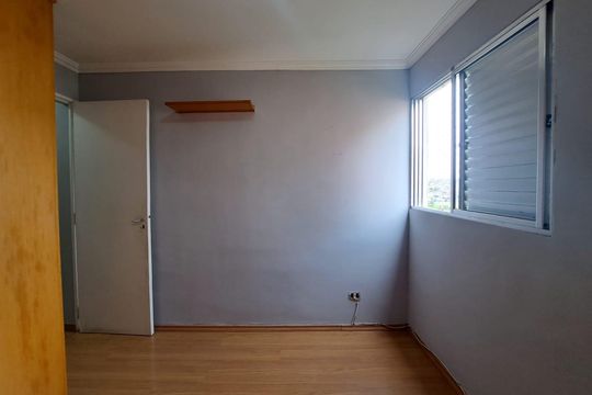 Quarto 1 de apartamento à venda com 2 quartos, 56m² em Bandeiras, Osasco