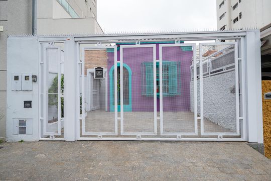 Fachada de casa para alugar com 1 quarto, 150m² em Vila Clementino, São Paulo