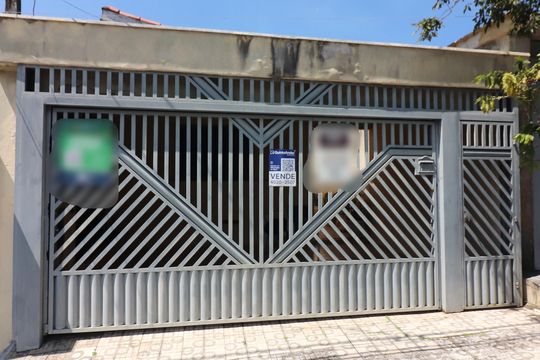 Fachada de casa à venda com 3 quartos, 136m² em Jardim Bartira, São Bernardo do Campo