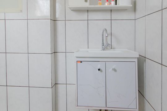 Banheiro de apartamento para alugar com 1 quarto, 42m² em Ipiranga, São Paulo