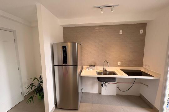 Cozinha de apartamento à venda com 2 quartos, 45m² em Vila Galvão, Guarulhos
