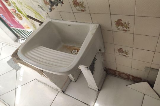 Área de serviço de casa para alugar com 2 quartos, 65m² em Vila Santa Edwiges, São Paulo
