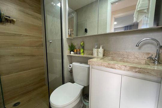 Banheiro de apartamento à venda com 2 quartos, 35m² em Jardim Celeste, São Paulo