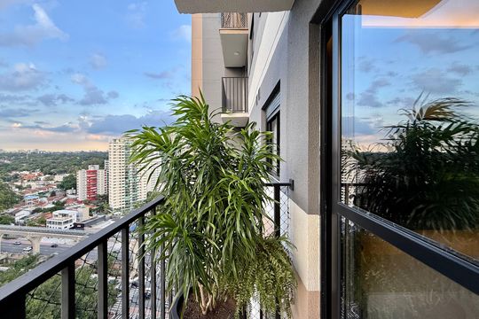 Sacada de apartamento à venda com 2 quartos, 40m² em Campo Belo, São Paulo