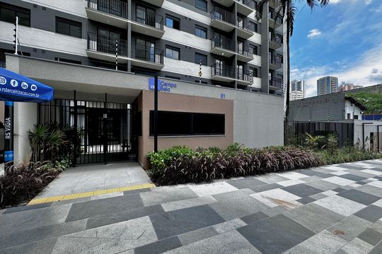 Fachada de apartamento à venda com 2 quartos, 40m² em Campo Belo, São Paulo