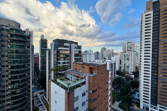 Vista de apartamento à venda com 2 quartos, 40m² em Campo Belo, São Paulo