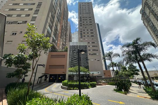 Fachada de apartamento para alugar com 2 quartos, 52m² em Alphaville Empresarial, Barueri