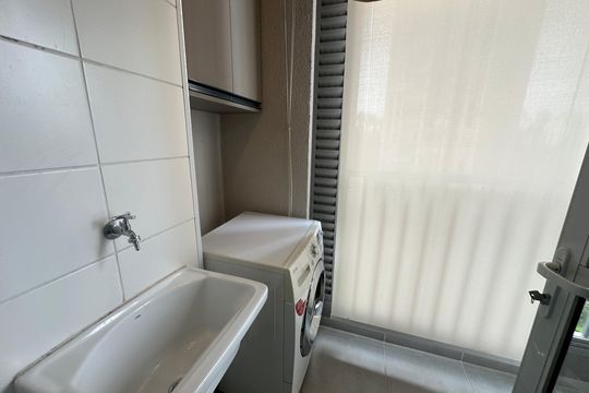 Área de Serviço de apartamento para alugar com 2 quartos, 52m² em Alphaville Empresarial, Barueri