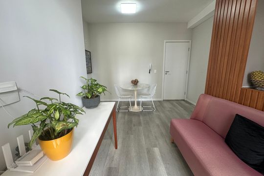 Sala de apartamento para alugar com 2 quartos, 52m² em Alphaville Empresarial, Barueri