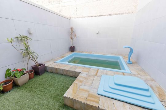 Área comum - Piscina de casa para alugar com 4 quartos, 180m² em Jardim Itu, Porto Alegre
