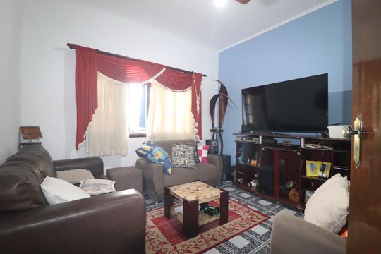 Sala de televisão de casa para alugar com 5 quartos, 478m² em Jardim Alvorada, Santo André