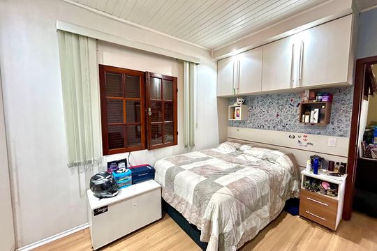 Quarto 1 de casa para alugar com 3 quartos, 222m² em Jardim Rosa de Franca, Guarulhos