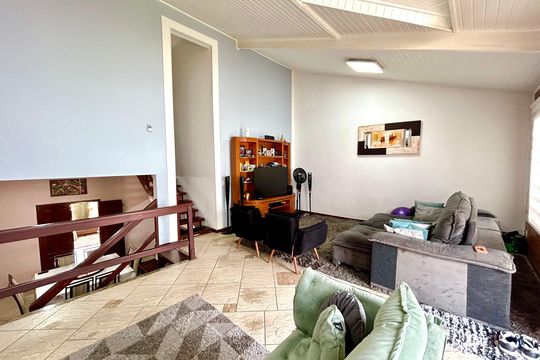 Sala de casa para alugar com 3 quartos, 222m² em Jardim Rosa de Franca, Guarulhos