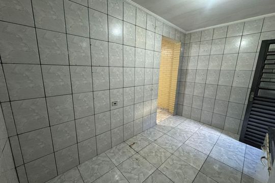 Casa para alugar com 1 quarto, 52m² em Parque Vitoria, São Paulo