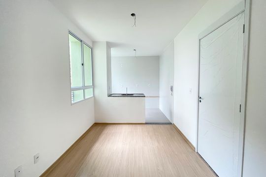 Sala de apartamento à venda com 2 quartos, 43m² em Carlos Prates, Belo Horizonte