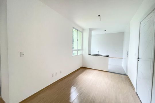 Sala/Cozinha de apartamento à venda com 2 quartos, 43m² em Carlos Prates, Belo Horizonte